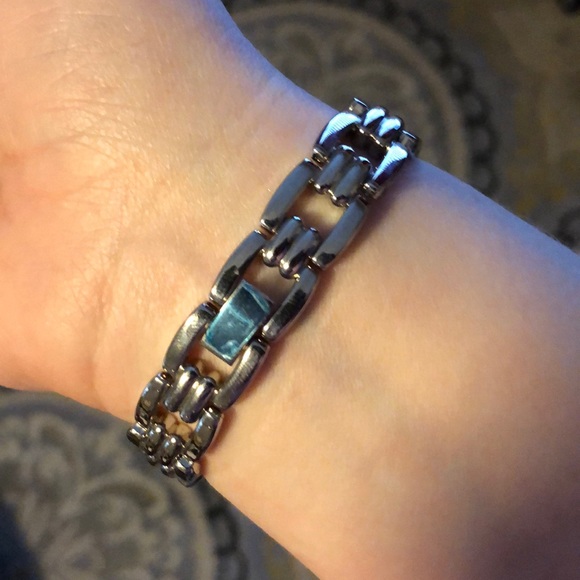 Silver Minnie Mouse Watch - Picture 4 of 4